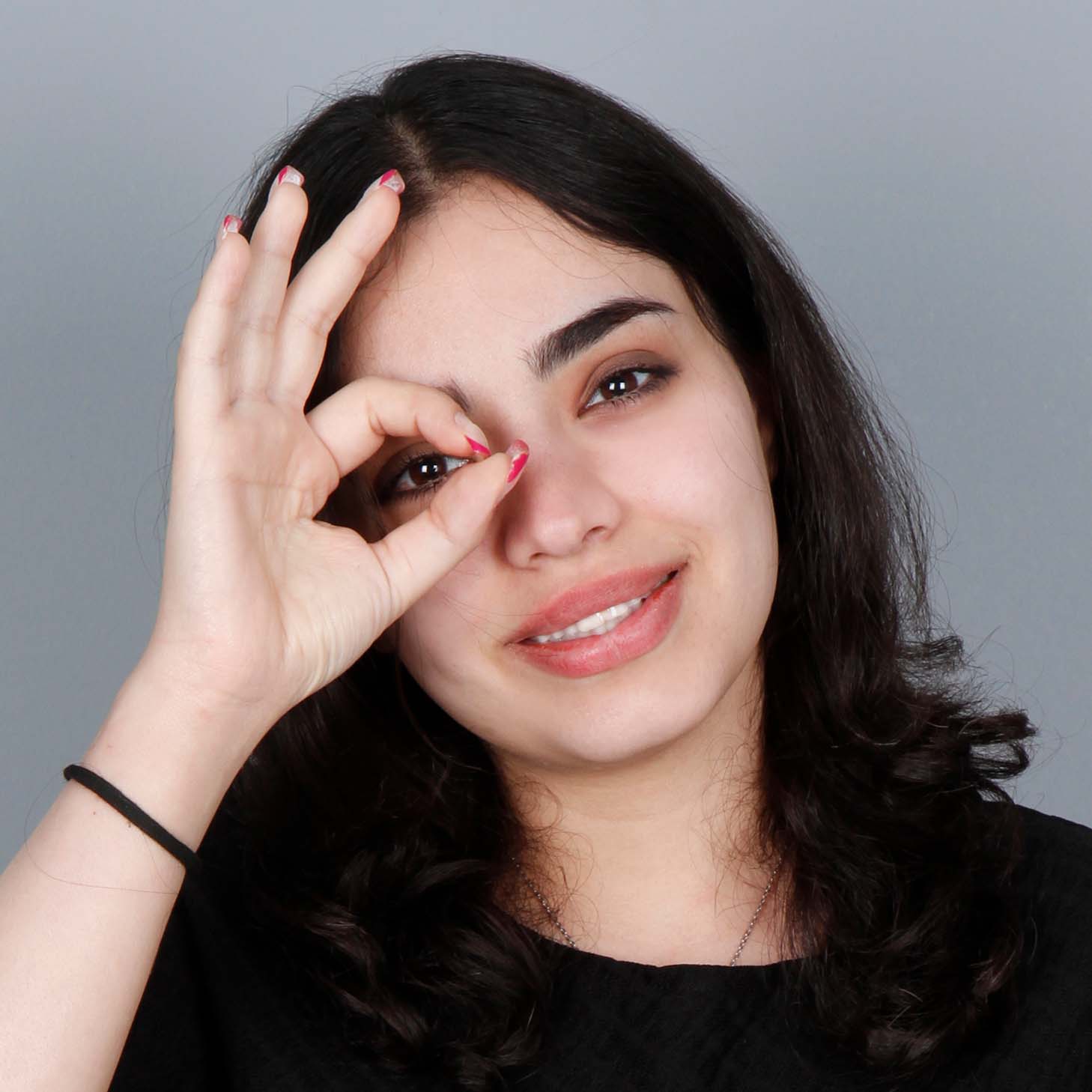 کلینیک سریتا دنیای لبخند های زیبا